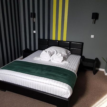 Resita Residence Sauna Apartment 외부 사진