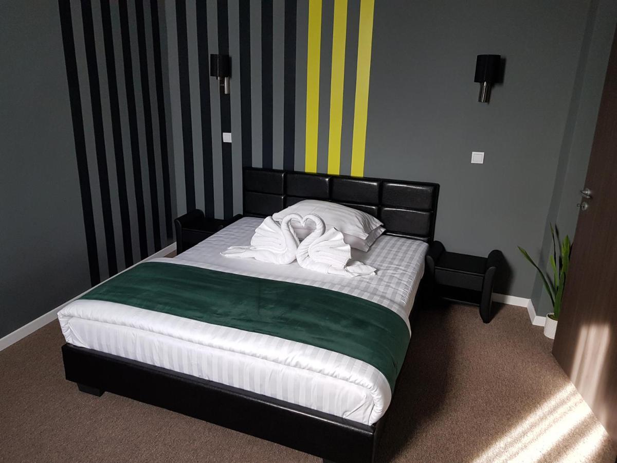 Resita Residence Sauna Apartment 외부 사진